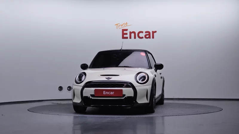 MINI Cooper Convertible