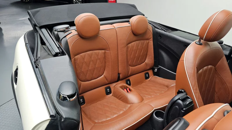 MINI Cooper Convertible