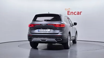 Renault QM6