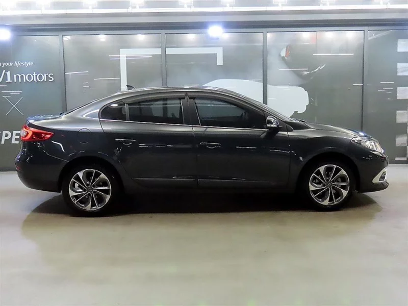 Renault SM3