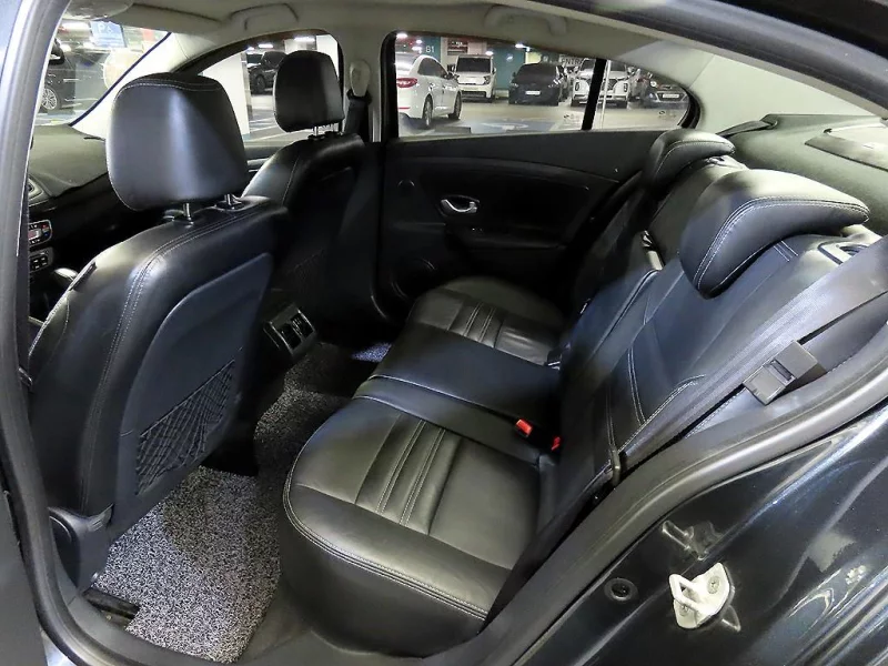 Renault SM3
