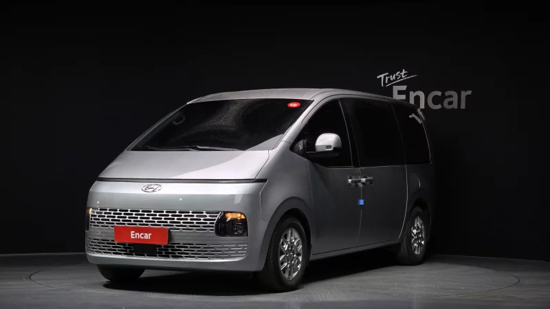 Hyundai Staria