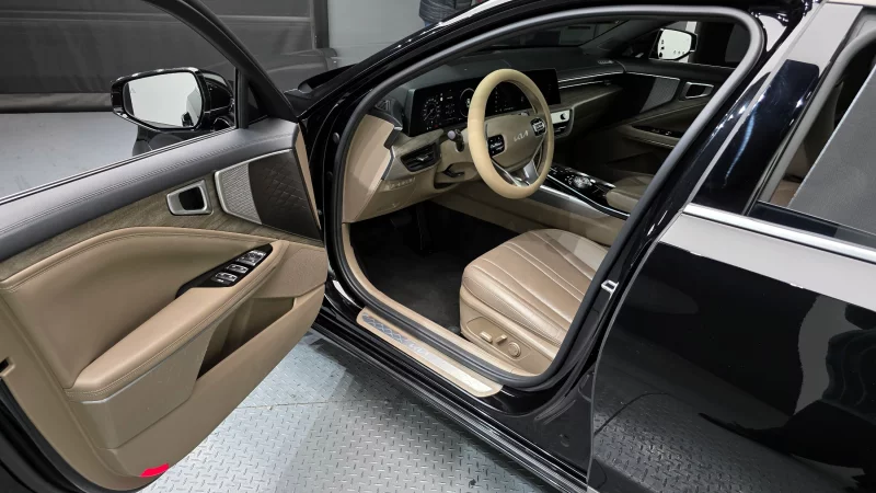 Kia K8