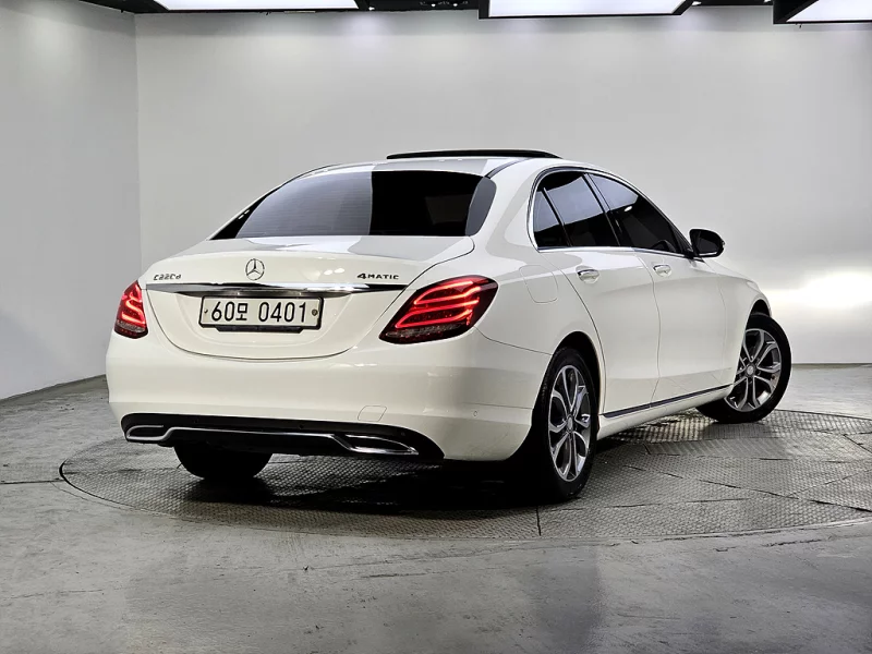 Mercedes-Benz C-Class