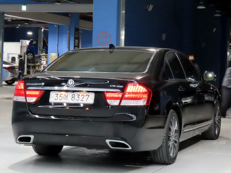 SsangYong Chairman W