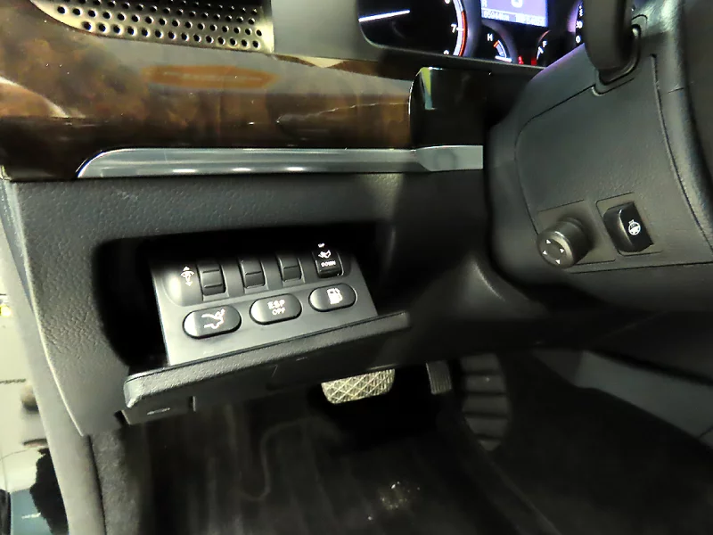 SsangYong Chairman W