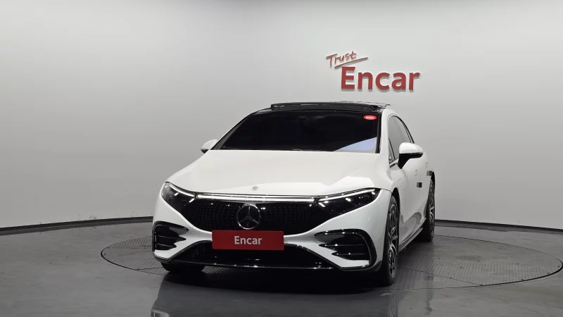 Mercedes-Benz EQS