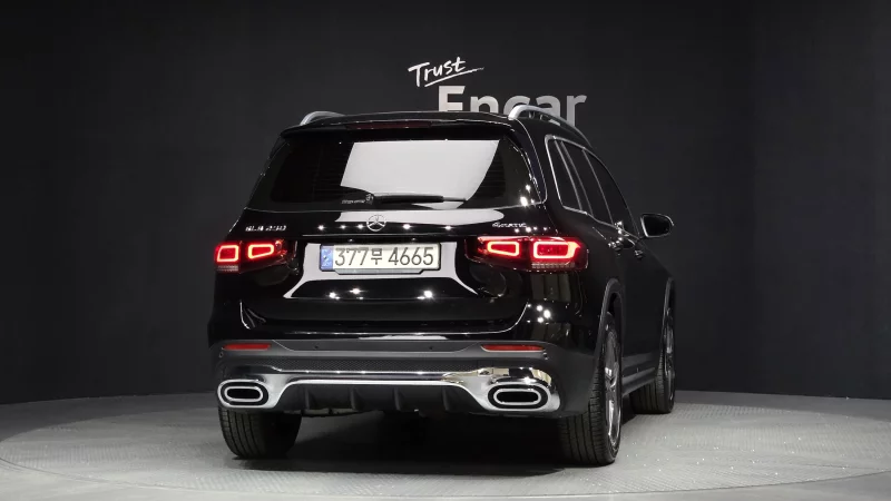 Mercedes-Benz GLB-Class