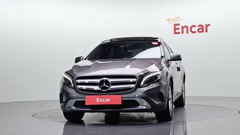 Mercedes-Benz GLA-Class