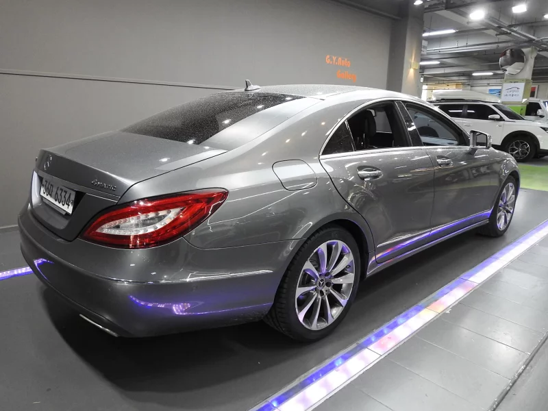 Mercedes-Benz CLS-Class