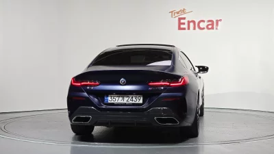 BMW 8-Series