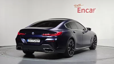 BMW 8-Series