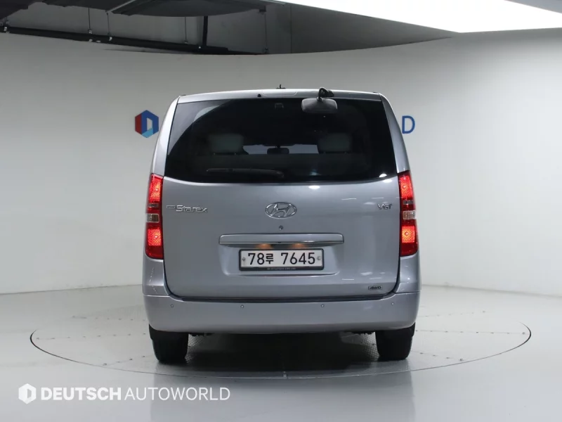 Hyundai Grand Starex