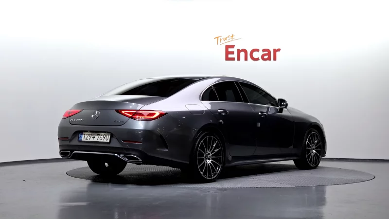 Mercedes-Benz CLS-Class