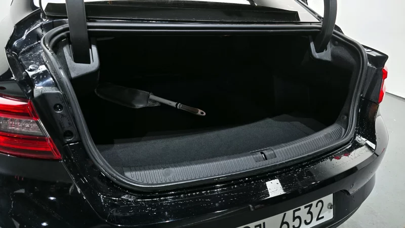 Renault SM6