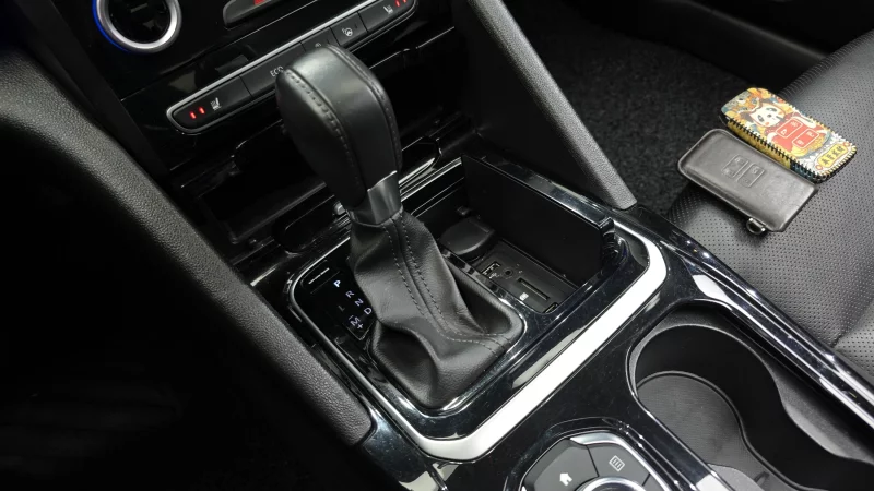 Renault SM6