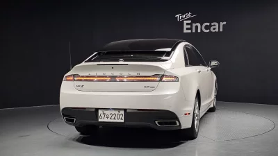 Lincoln MKZ