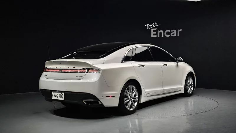 Lincoln MKZ