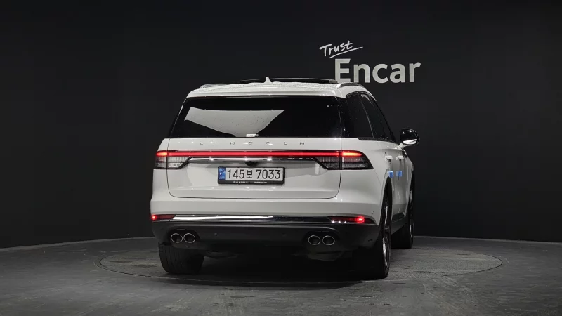 Lincoln Aviator
