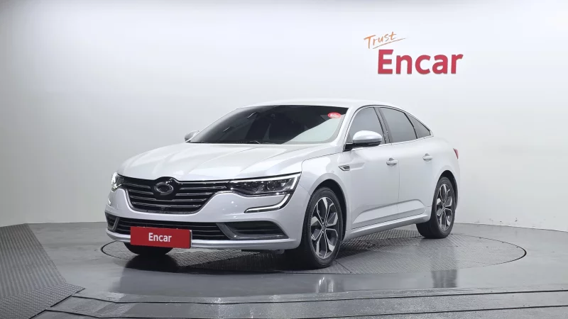 Renault SM6