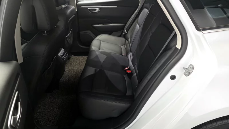 Renault SM6