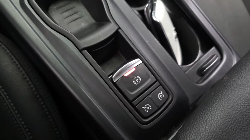 Renault SM6
