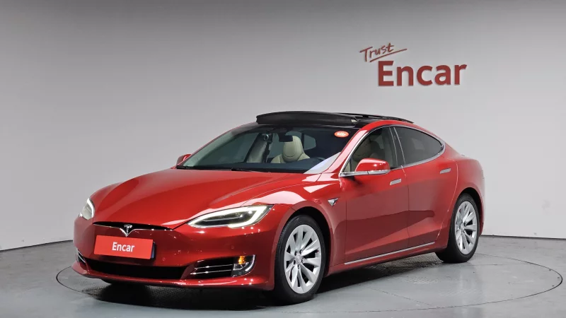 Tesla MODEL S