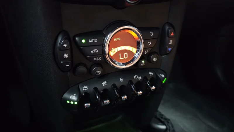 MINI Cooper Convertible