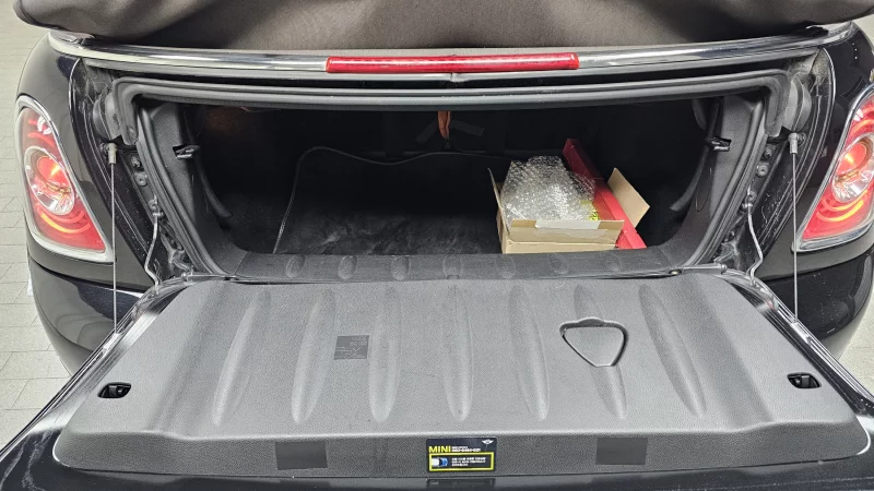 MINI Cooper Convertible