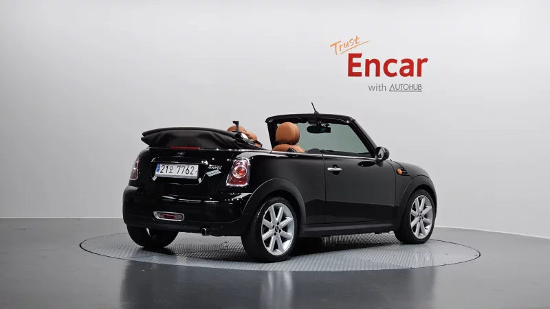 MINI Cooper Convertible