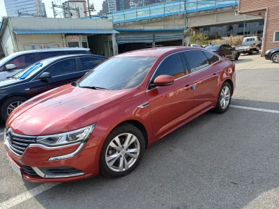 Renault SM6