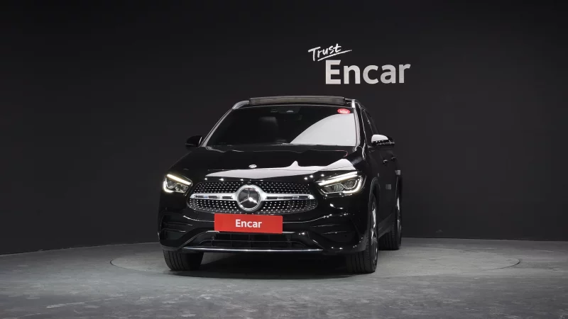 Mercedes-Benz GLA-Class