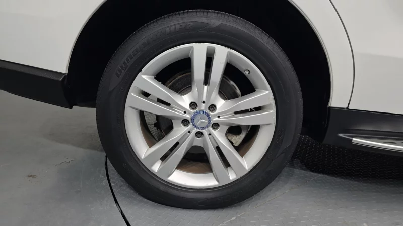 Mercedes-Benz M-class