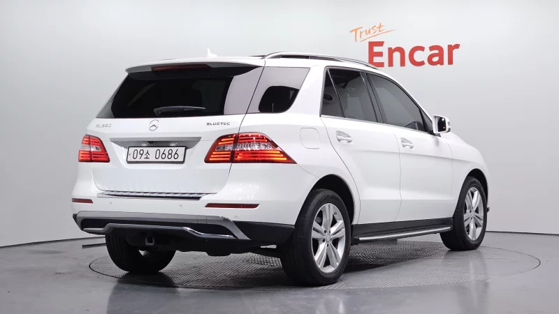 Mercedes-Benz M-class