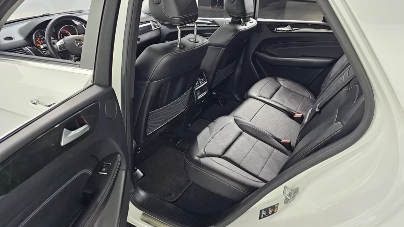 Mercedes-Benz M-class