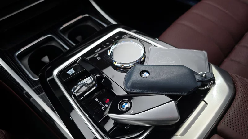 BMW 7-Series