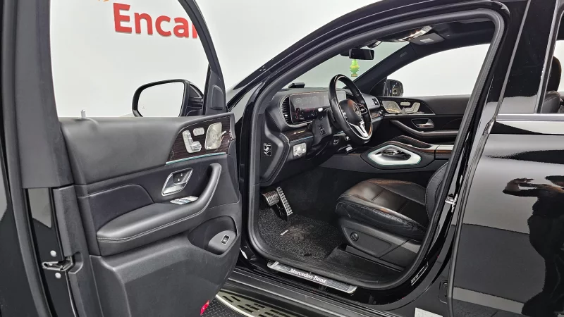 Mercedes-Benz GLE-Class