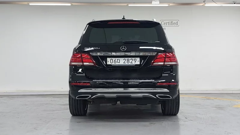 Mercedes-Benz GLE-Class