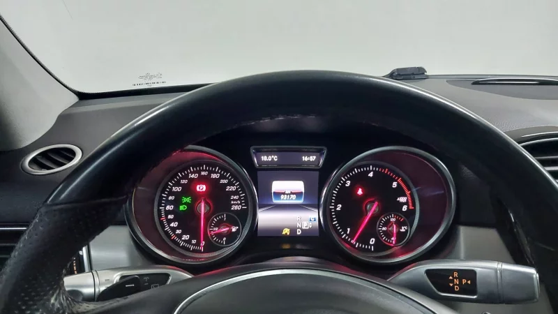 Mercedes-Benz GLE-Class