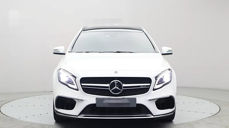 Mercedes-Benz GLA-Class