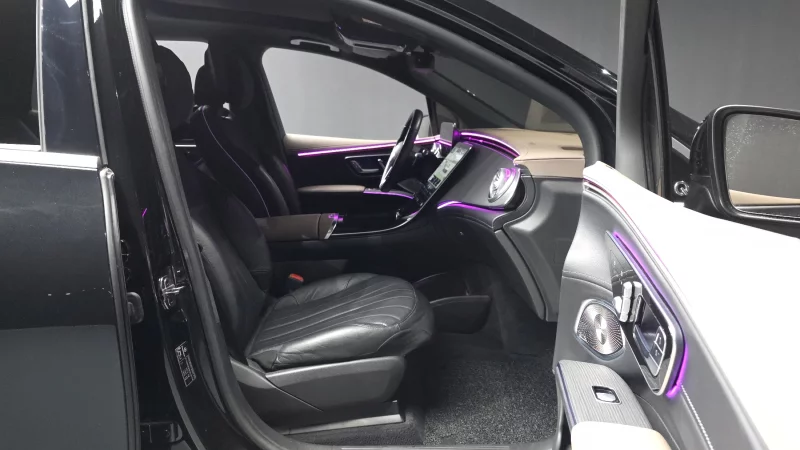 Mercedes-Benz EQS SUV