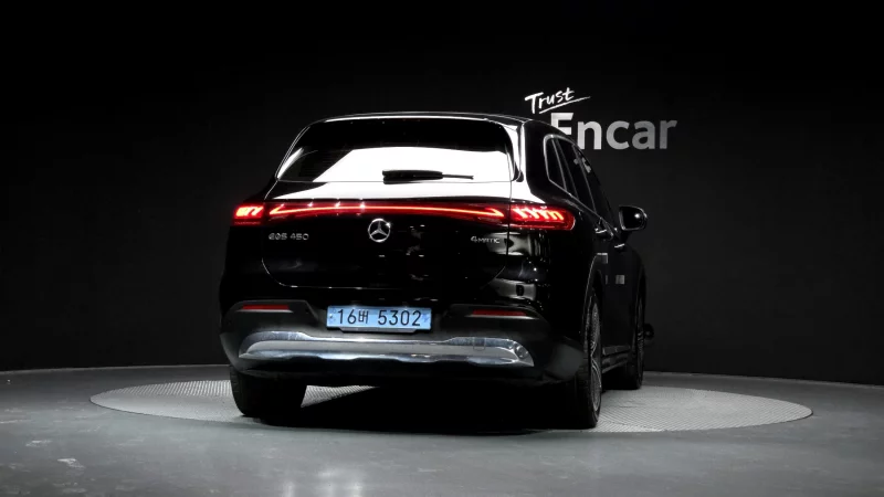 Mercedes-Benz EQS SUV