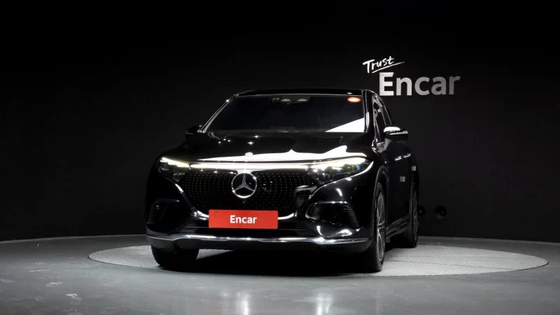 Mercedes-Benz EQS SUV