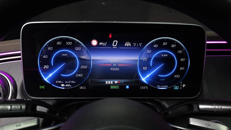 Mercedes-Benz EQS SUV