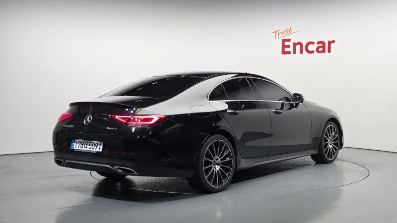 Mercedes-Benz CLS-Class