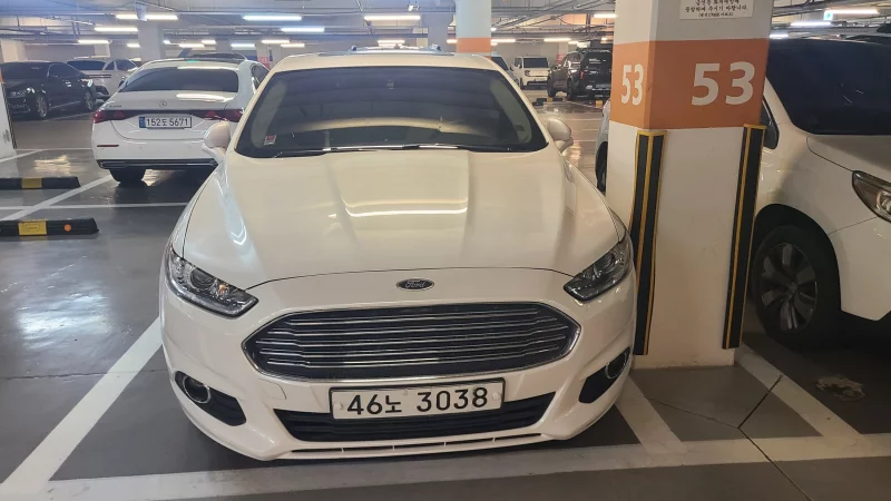 Ford FUSION