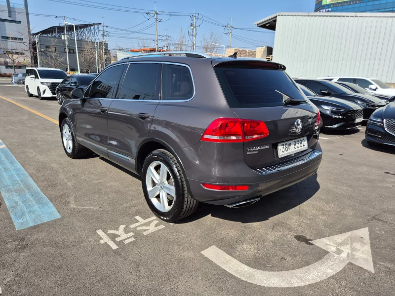 Volkswagen Touareg