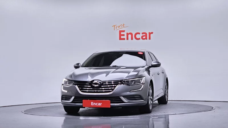 Renault SM6
