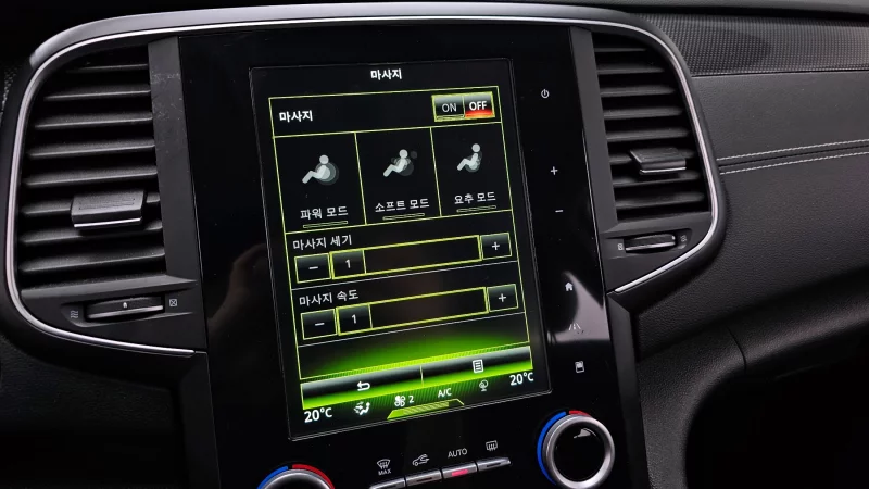 Renault SM6