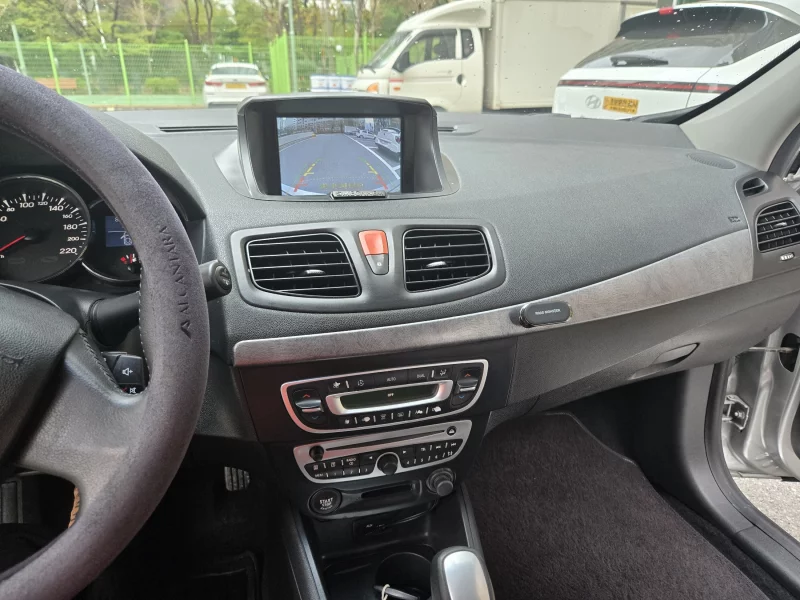 Renault SM3